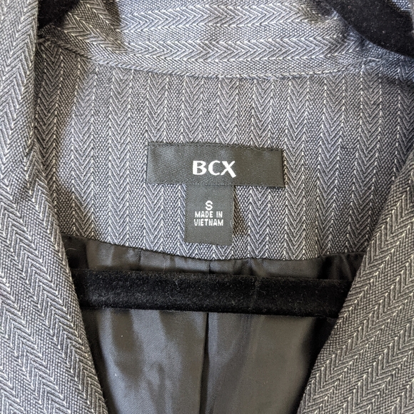 Matching blazer and high waisted skirt - Picture 3 of 4